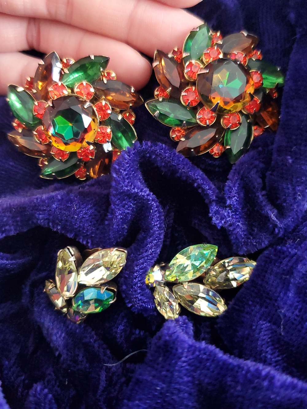 Vintage Costume Jewelry Earrings - Clip Ons